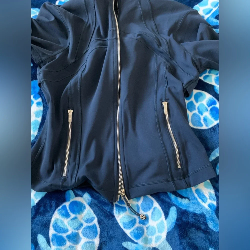Lululemon Athletica Define Cropped Nulu Jacket size 8 NWOT - Picture 14 of 14